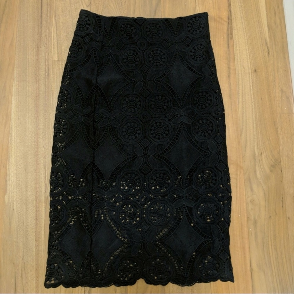 Abercrombie & Fitch Black over the knee lace skirt